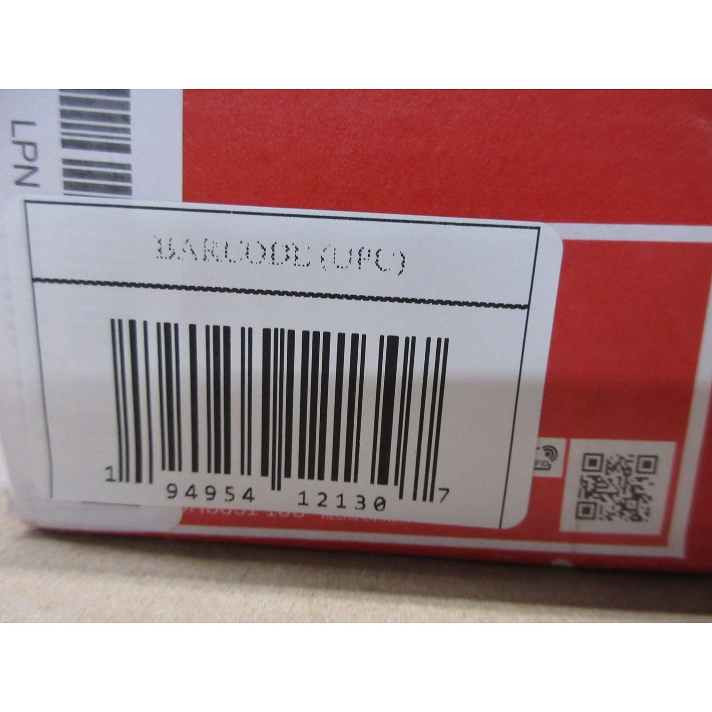 Used authentic Nike Men's Court Vision Low Sneaker, Size 10.5, White/Red