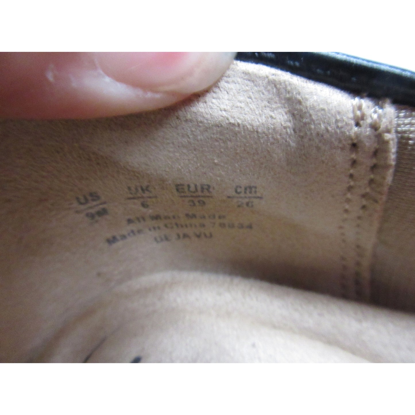 Used Life Stride authentic Women's Deja Vu Shoe (Black, Size 9 M US)