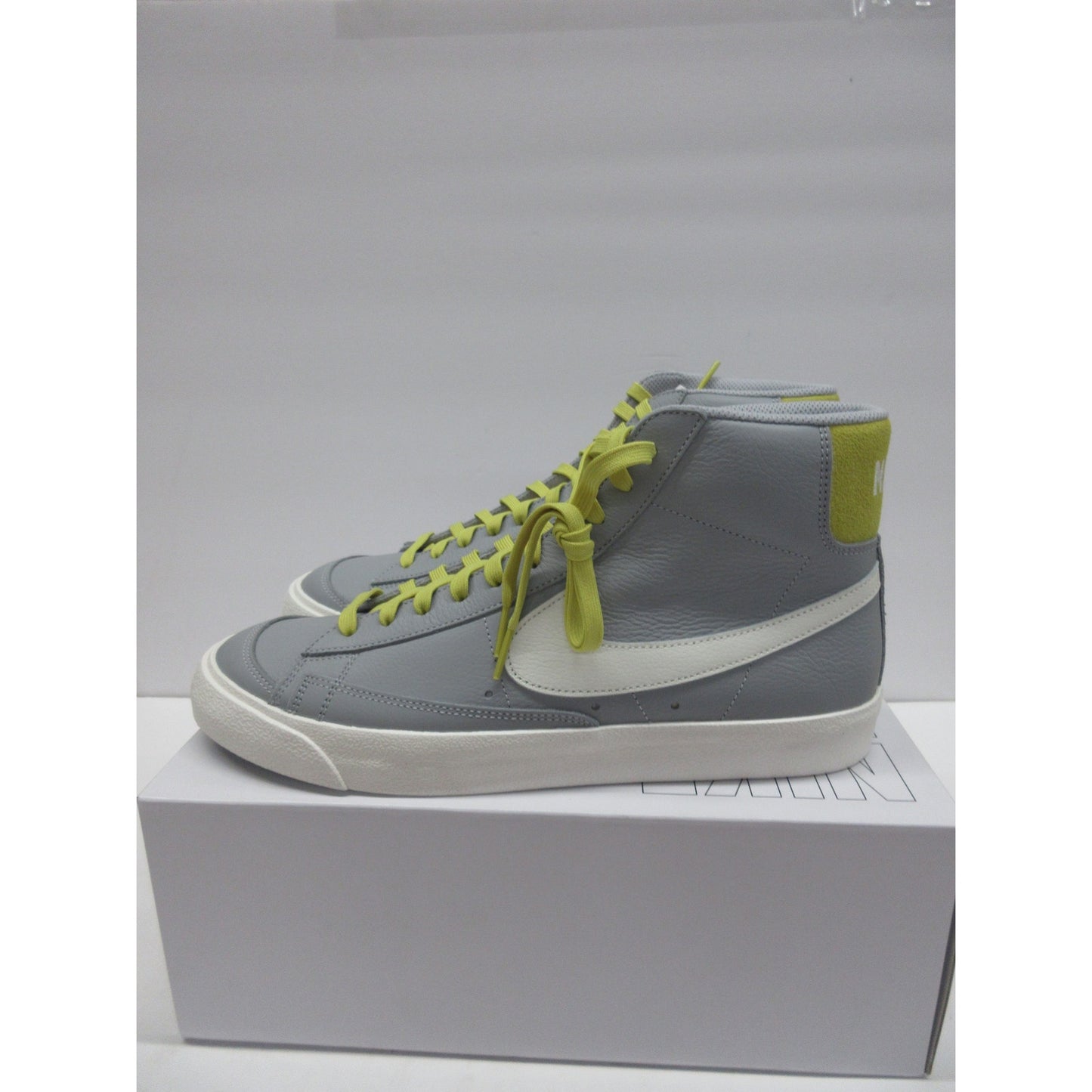 Brand new Nike By Jasim Dream Big Grey/Green/White Size 10.5 For Men