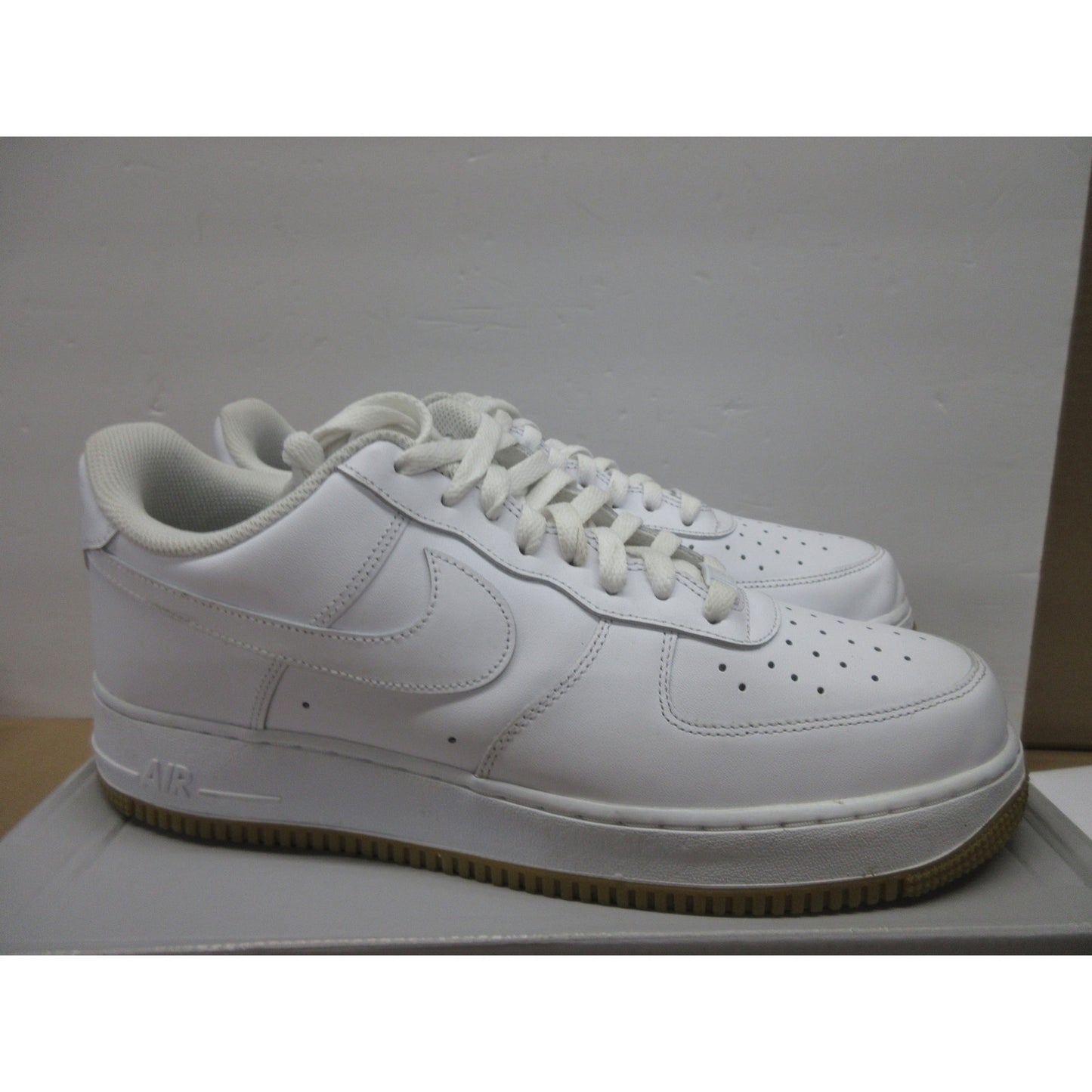 Used Nike Men's Air Force 1 '07 An20 Basketball Shoe, White-gum Light Brown, 12