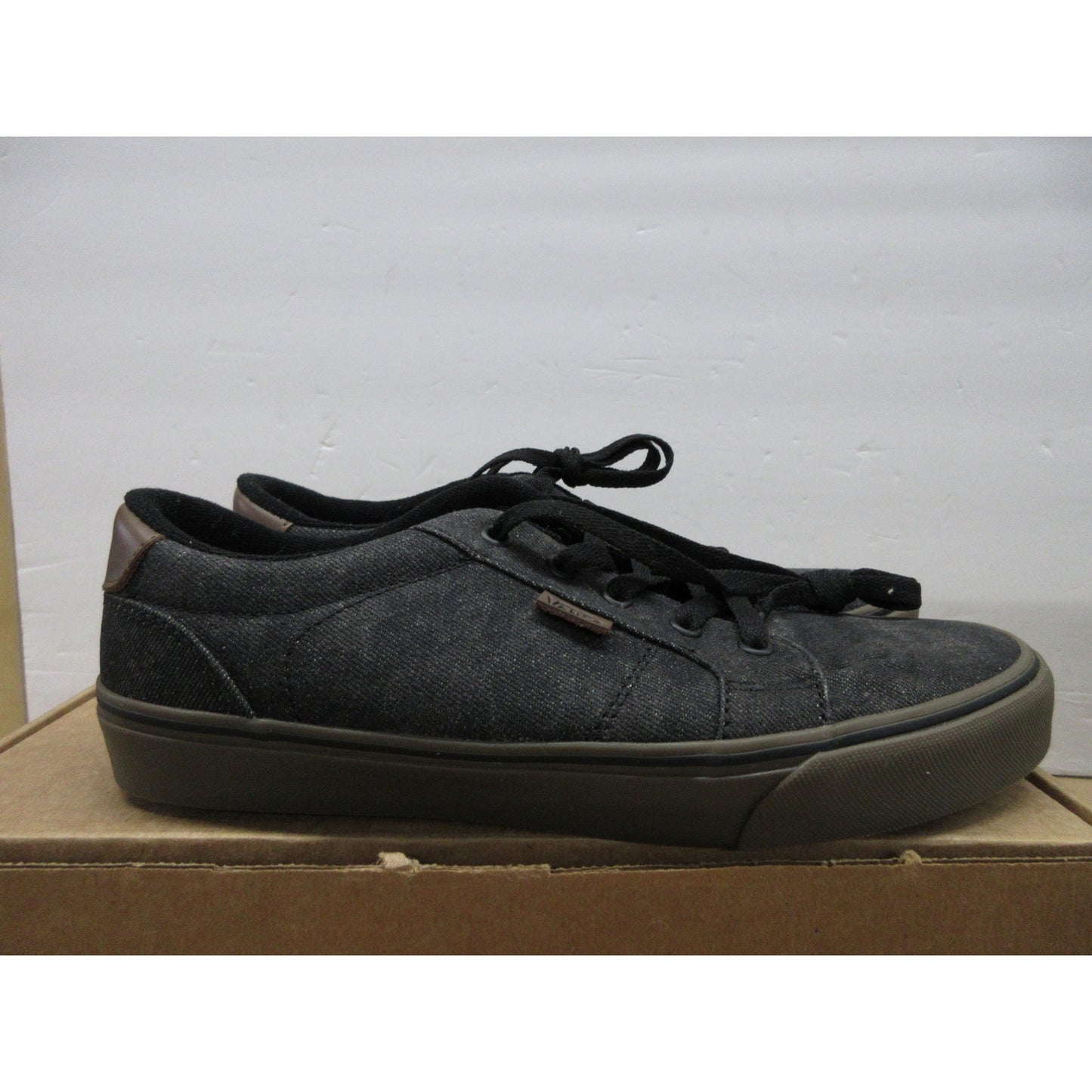 Used Vans Bishop Skateboarding Shoes,Waxed Denim Black Gum, Men's 9.5/Women's 11