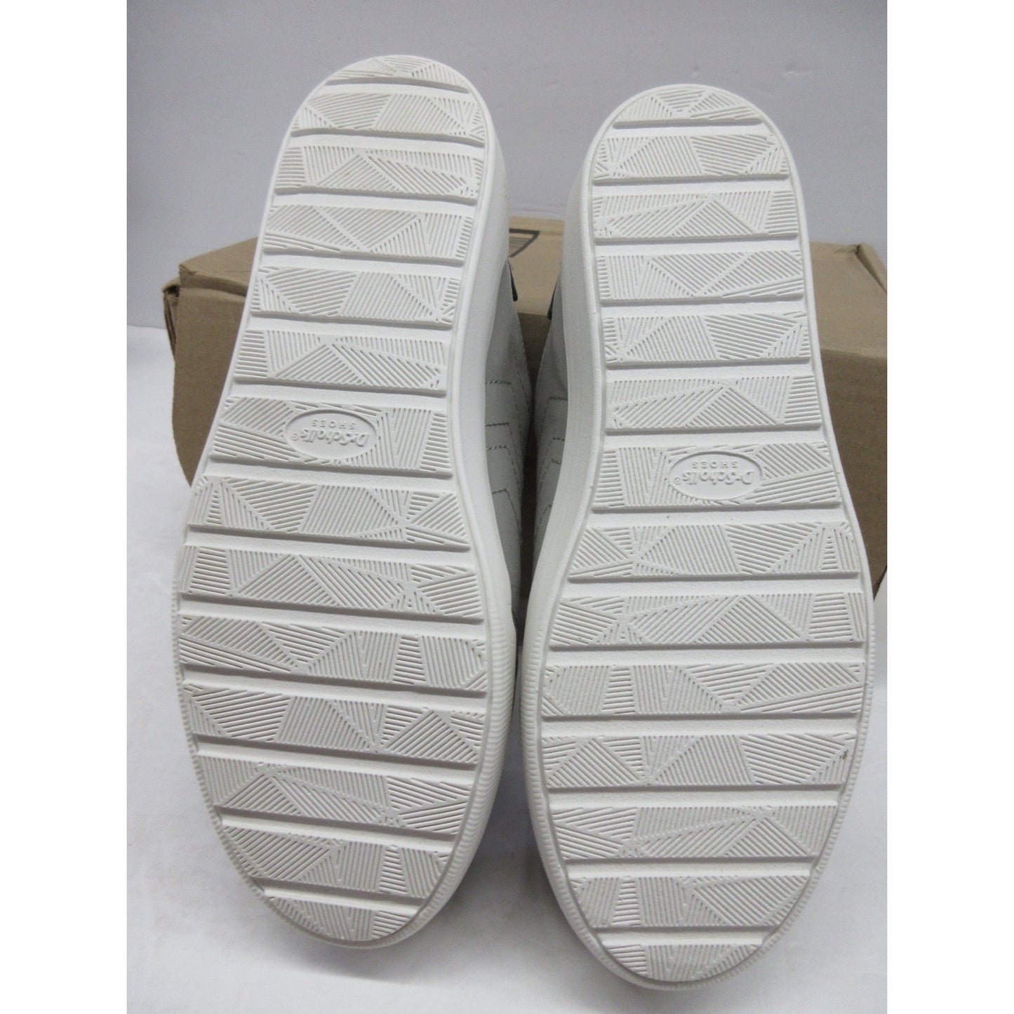 Good condition Dr. Scholl's Shoes Women's Dispatch Sneaker - Soft Grey (Size 9.5)