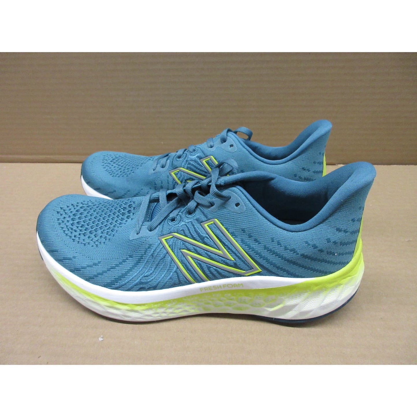 New Balance Fresh Foam Vongo v5 Deep Sea/Sulphur Yellow 8.5 D (M)-Like New