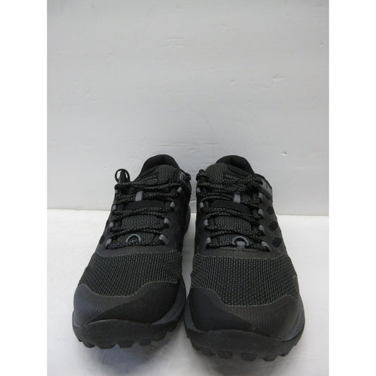 Like new authentic Merrell Men's Nova 3 Sneaker: Rugged Comfort in Black, Size 9