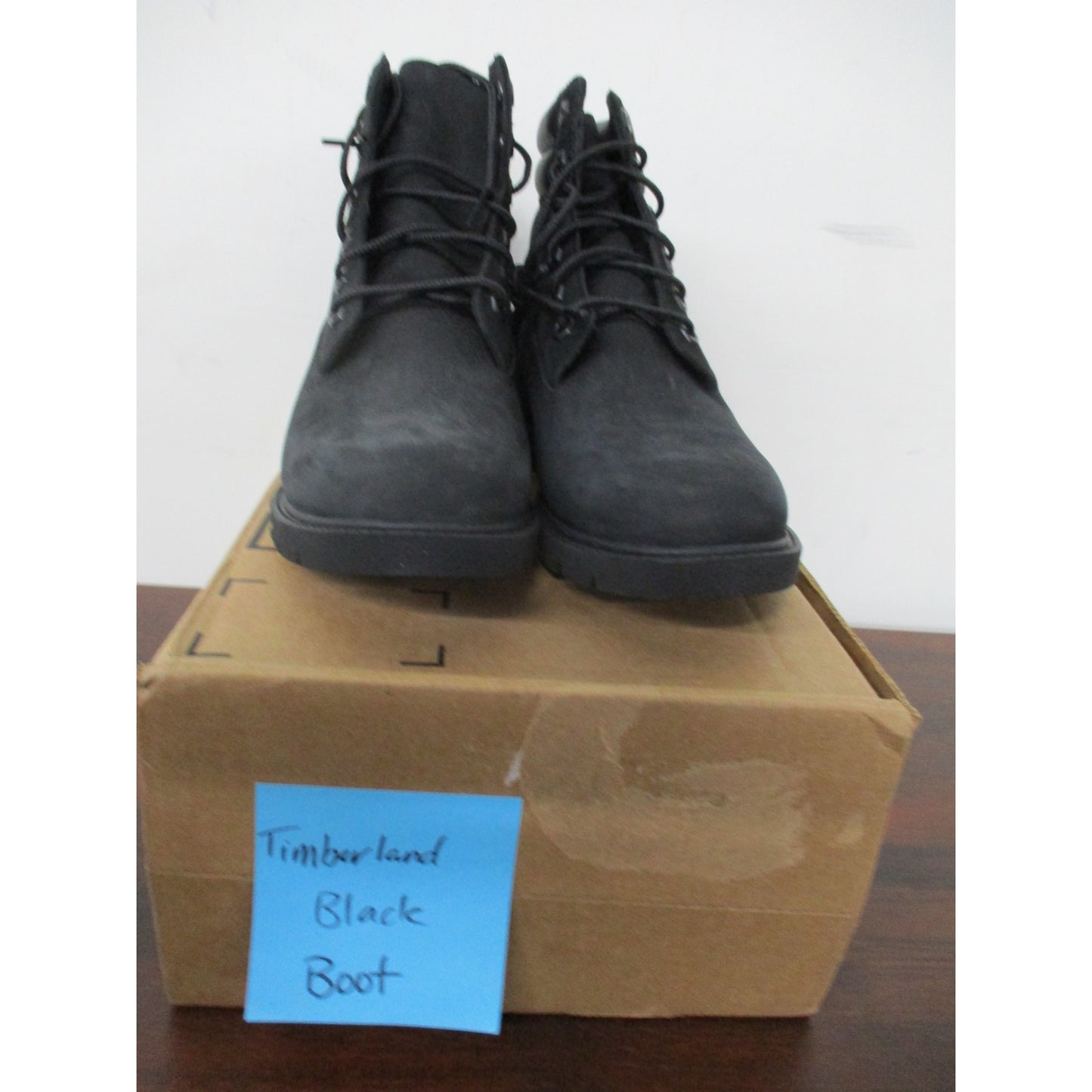 New Damaged Box Timberland Women's Boot, Black, Size 7.5