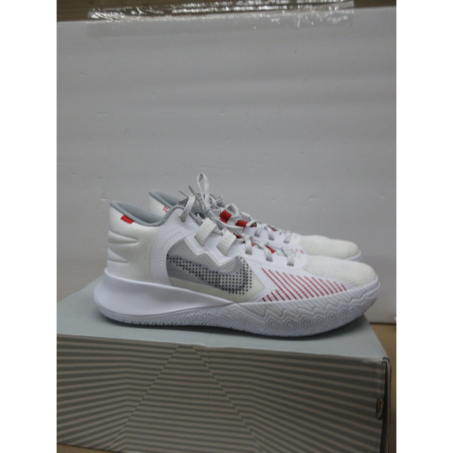 Used Nike Men's Kyrie Flytrap IV Shoe - White/Wolf Grey/University Red,10