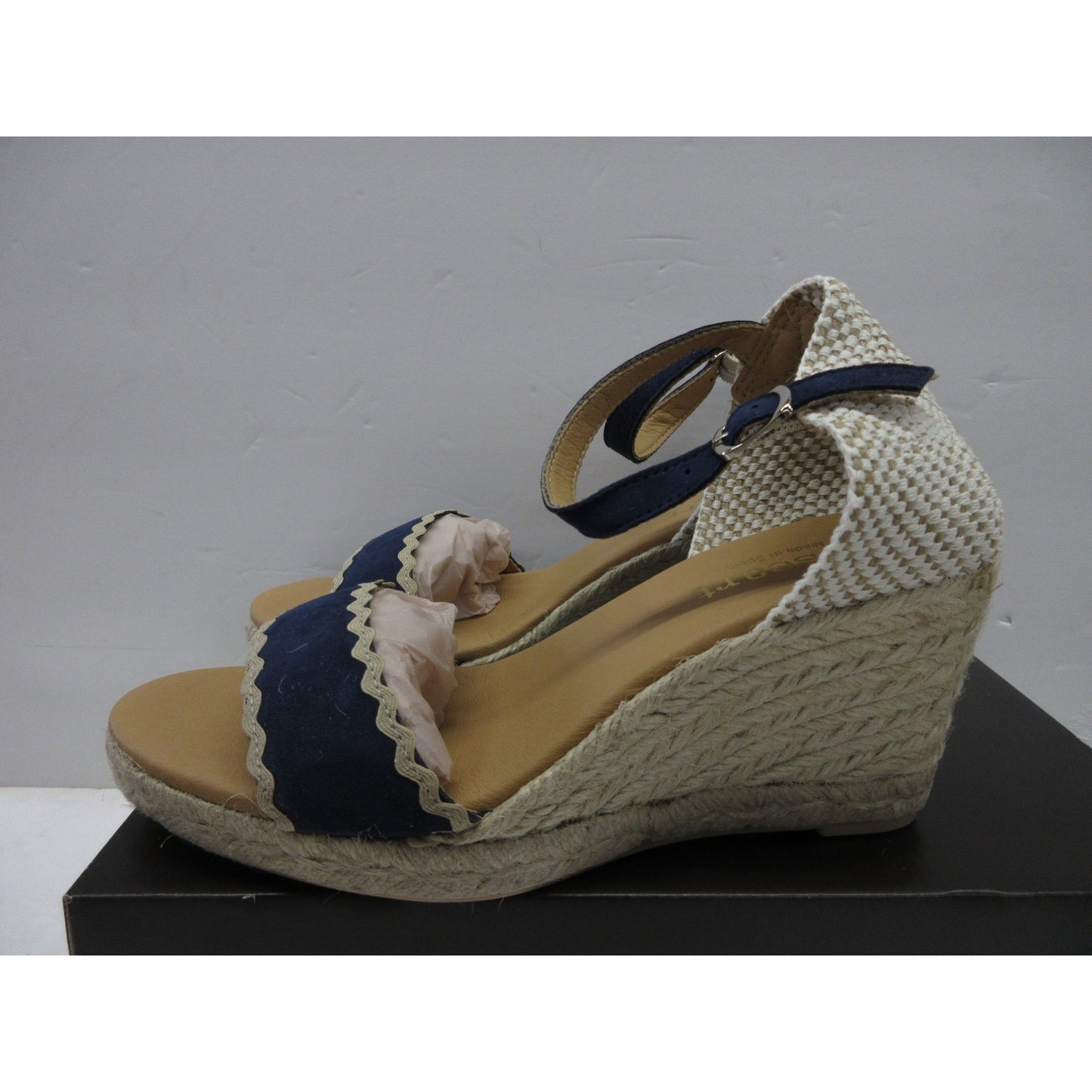 Brand new Paseart Women's Navy Wedge Open Toe with Strap, Size 38 (US 7.5)